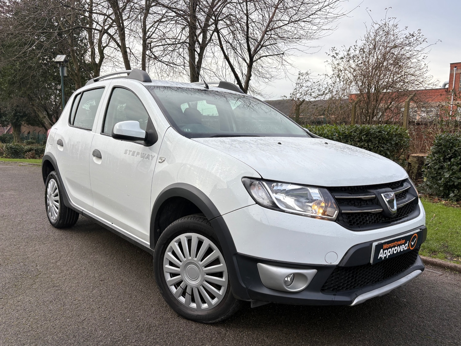 Used Dacia Sandero Stepway 2014 for sale - 76792672: Photo 1
