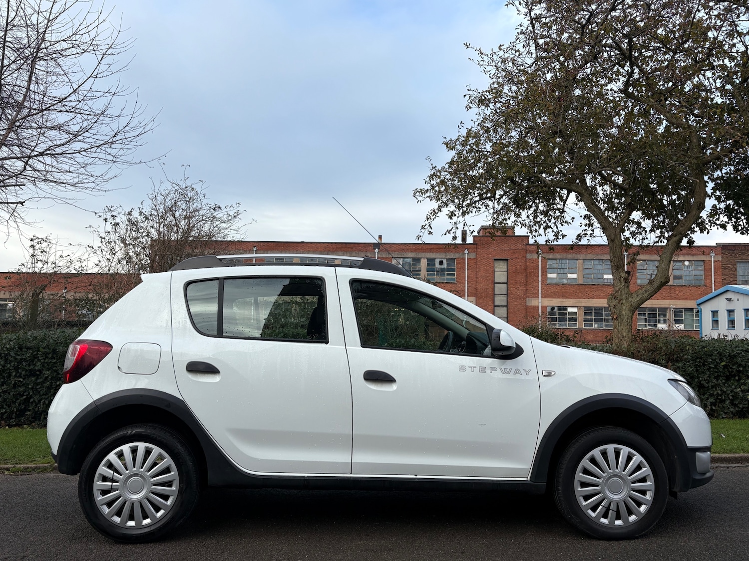 Used Dacia Sandero Stepway 2014 for sale - 76792672: Photo 3