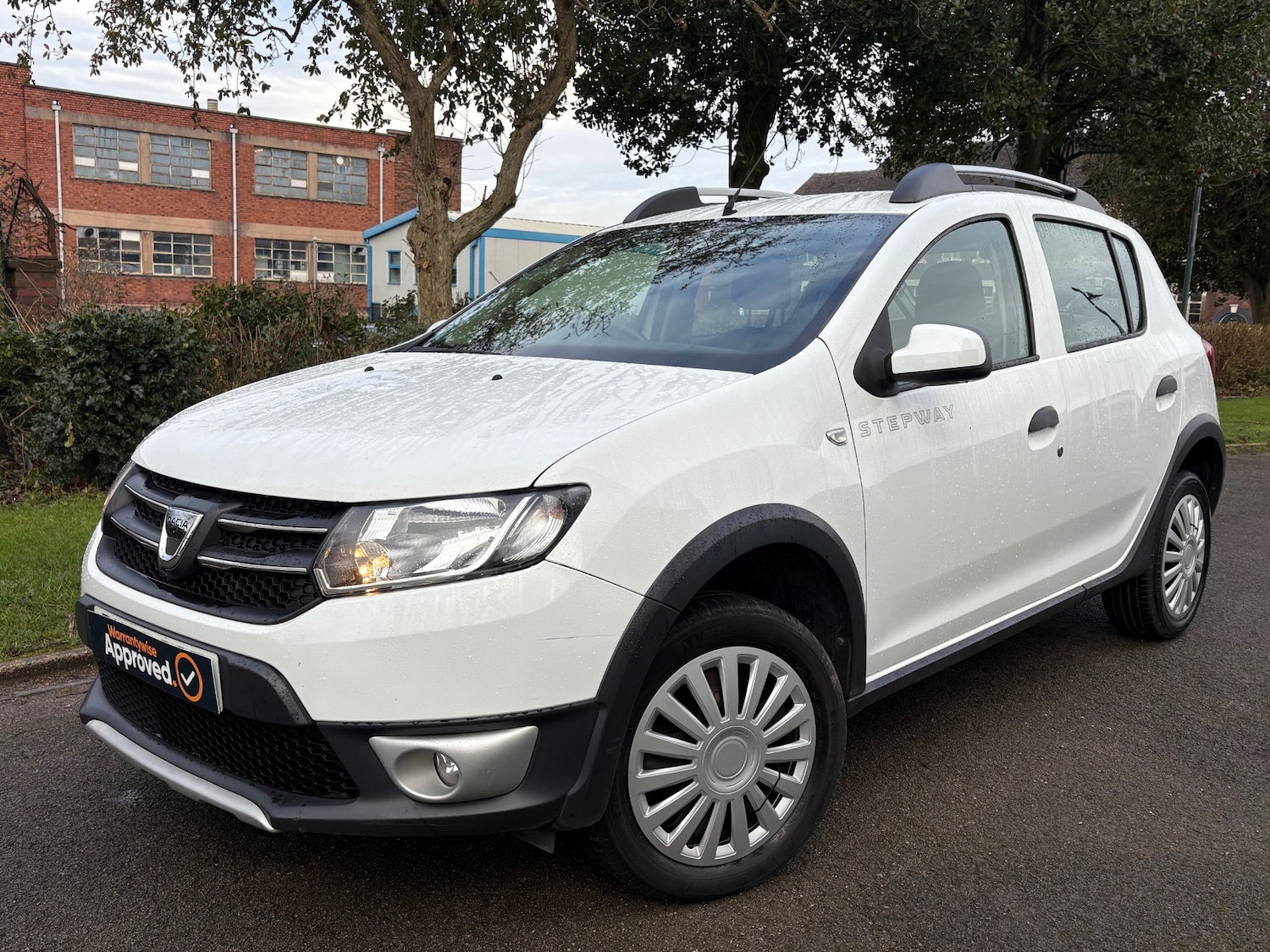 Used Dacia Sandero Stepway 2014 for sale - 76792672: Photo 5