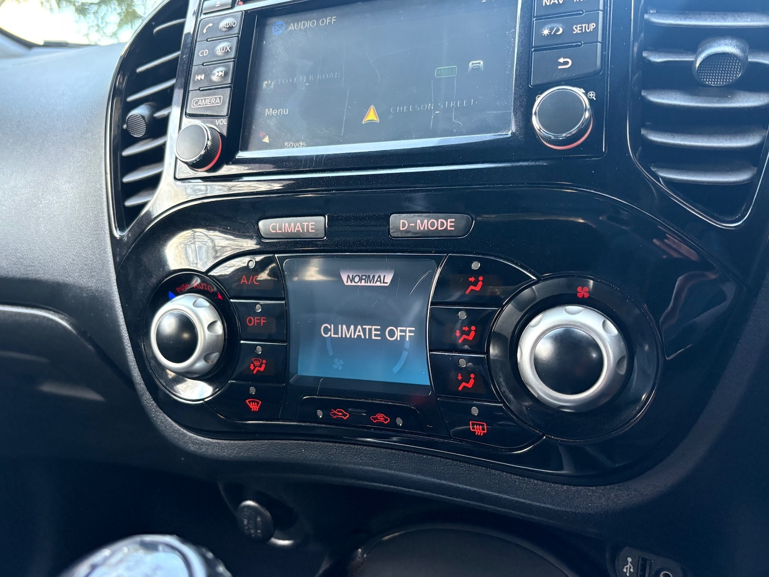 Used Nissan Juke 2015 for sale - 76762503: Photo 17