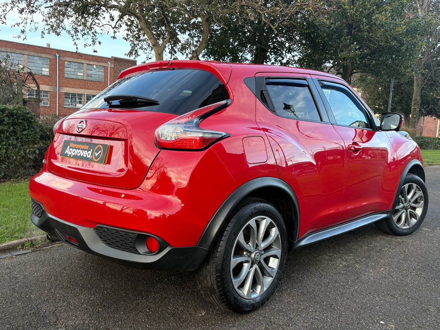 Used Nissan Juke 2015 for sale - 76762503: Photo 4