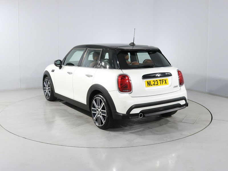 Used MINI Hatch 2023 for sale - 77864709: Photo 2