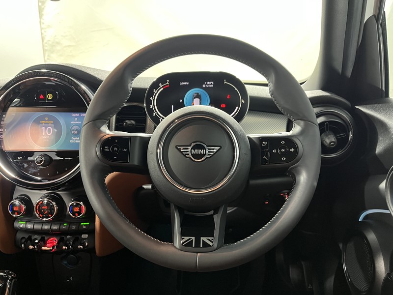 Used MINI Hatch 2023 for sale - 77864709: Photo 5