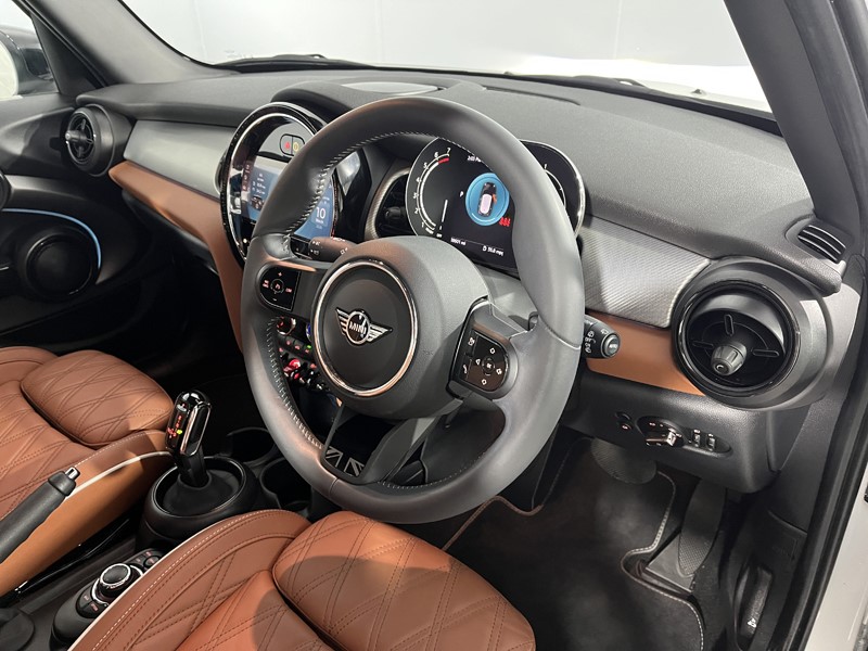 Used MINI Hatch 2023 for sale - 77864709: Photo 6