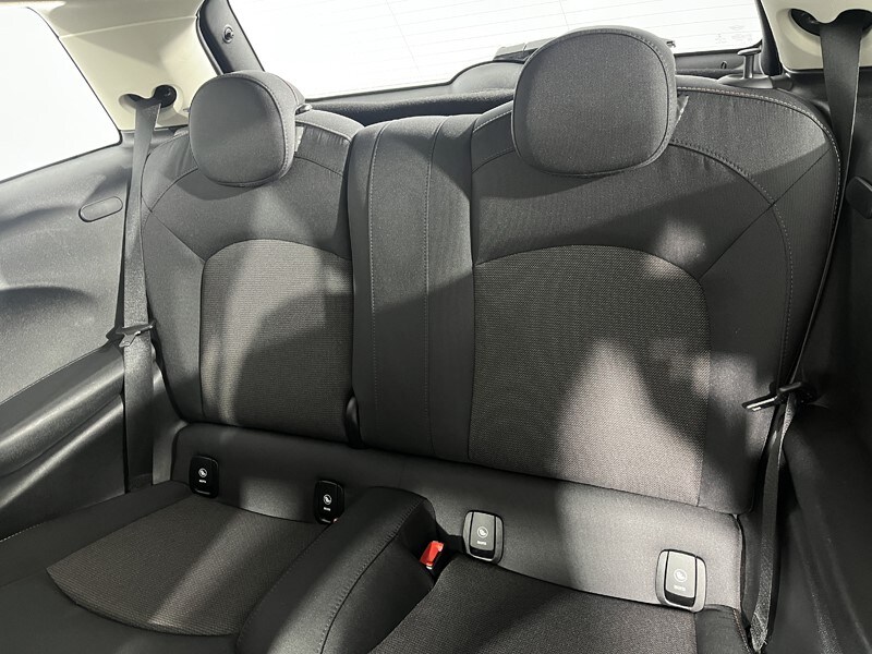 Used MINI Hatch 2018 for sale - 77745992: Photo 12