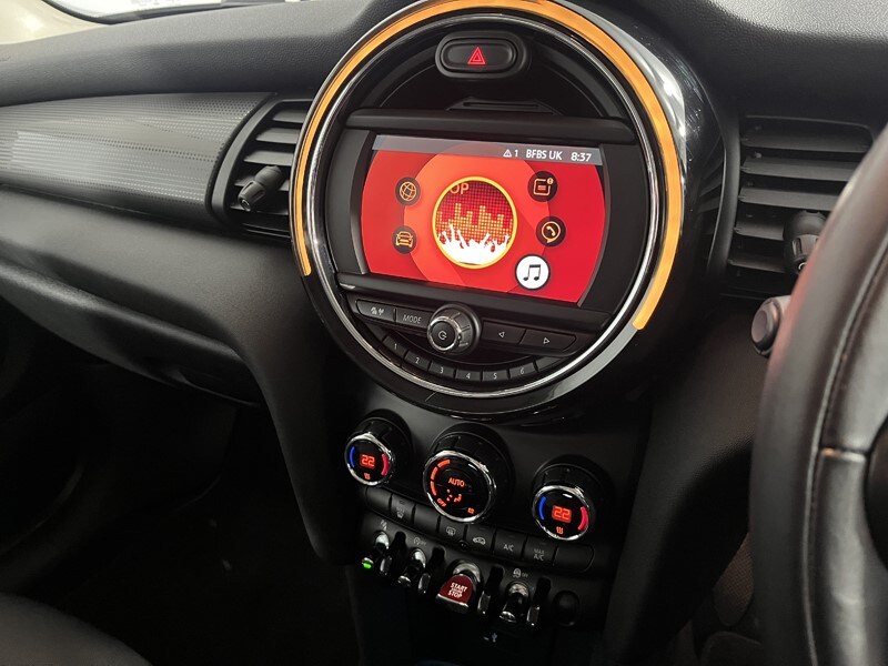 Used MINI Hatch 2018 for sale - 77745992: Photo 8