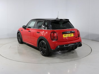 Used MINI Hatch 2022 for sale - 79067228: Photo