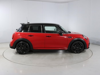 Used MINI Hatch 2022 for sale - 79067228: Photo