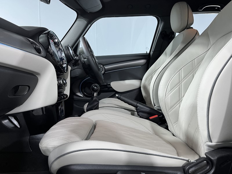 Used MINI Hatch 2022 for sale - 77033018: Photo 32