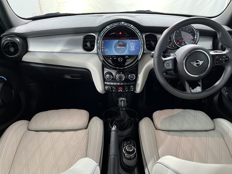 Used MINI Hatch 2022 for sale - 77033018: Photo 4