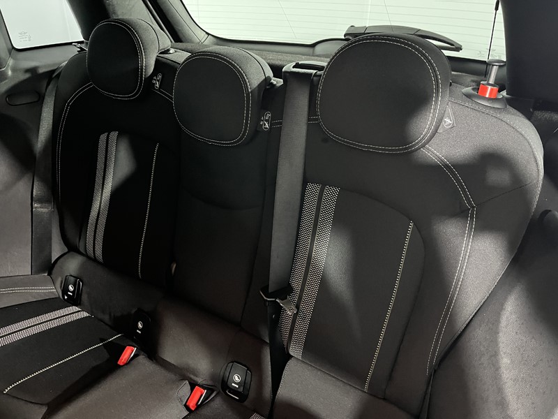 Used MINI Hatch 2019 for sale - 78053231: Photo 12