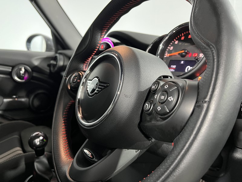 Used MINI Hatch 2019 for sale - 78053231: Photo 22