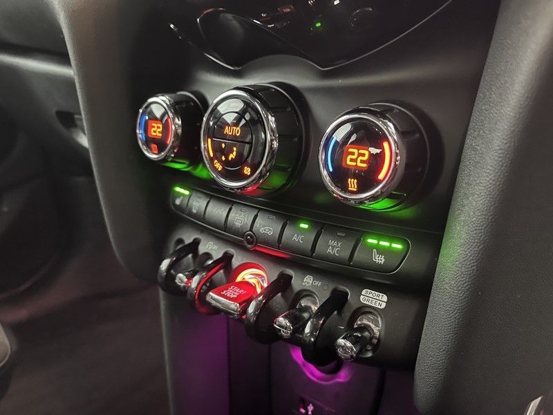 Used MINI Hatch 2019 for sale - 78053231: Photo 30