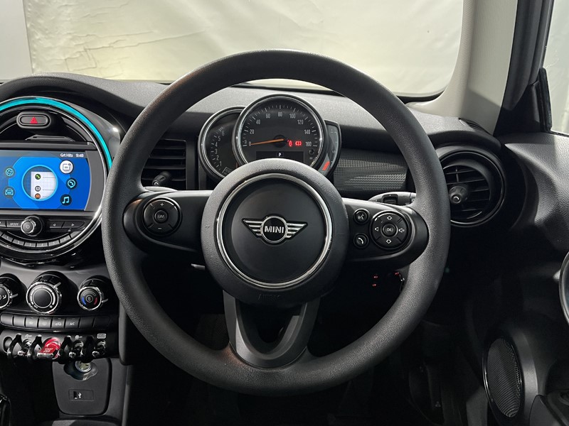 Used MINI Hatch 2019 for sale - 78042269: Photo 5