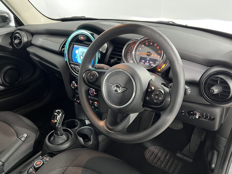 Used MINI Hatch 2019 for sale - 78042269: Photo 6