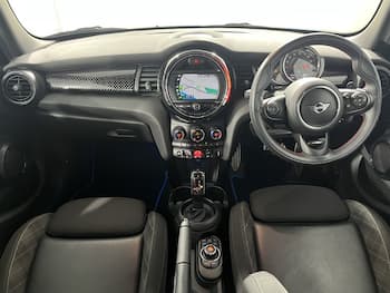 Used MINI Hatch 2019 for sale - 79479125: Photo