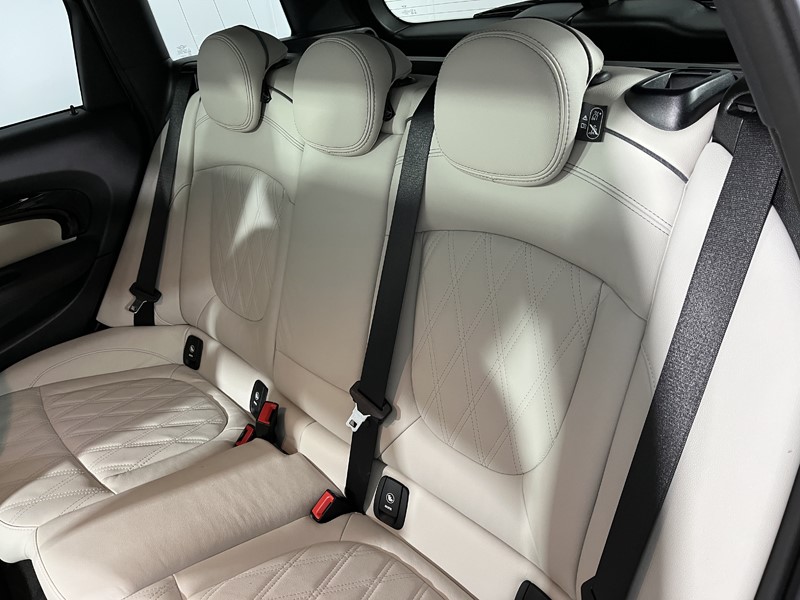 Used MINI Clubman 2023 for sale - 77877732: Photo 12