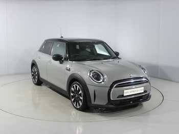 Used MINI Hatch 2022 for sale - 76982027: Photo