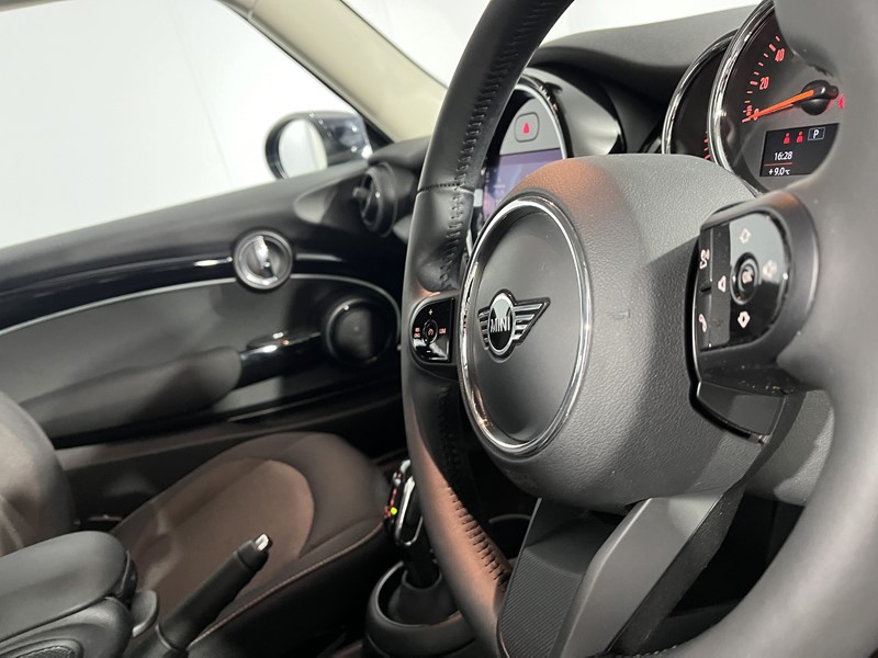 Used MINI Hatch 2022 for sale - 77036182: Photo 21