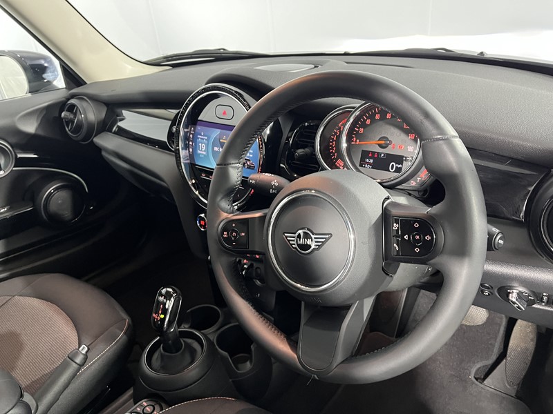 Used MINI Hatch 2022 for sale - 77036182: Photo 6