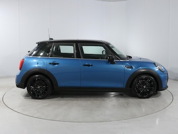 Used MINI Hatch 2022 for sale - 78531310: Photo