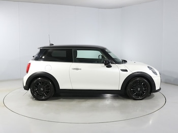Used MINI Hatch 2023 for sale - 78656747: Photo