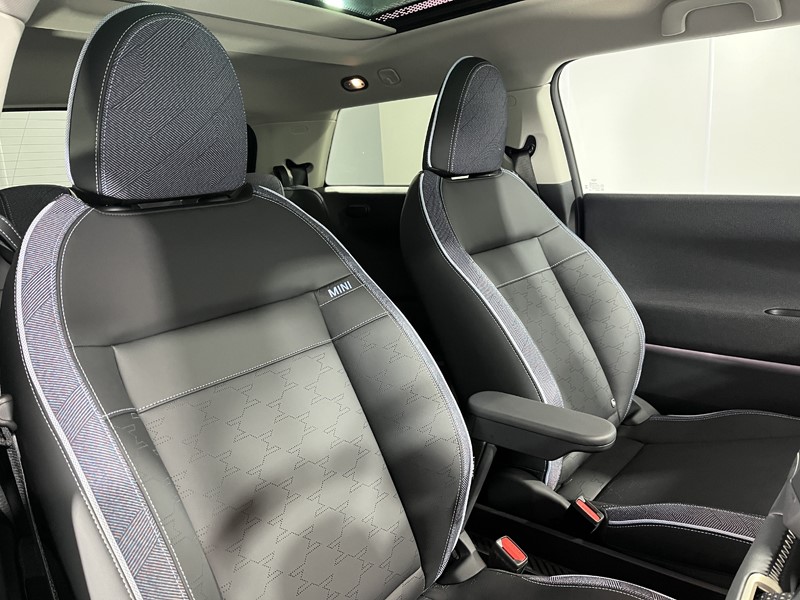 Used MINI Cooper 2024 for sale - 77248103: Photo 11