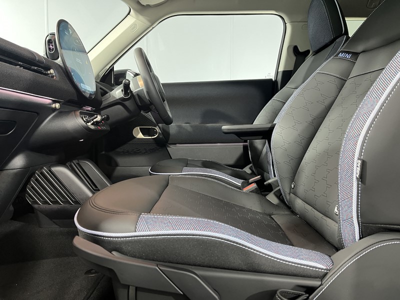 Used MINI Cooper 2024 for sale - 77248103: Photo 35