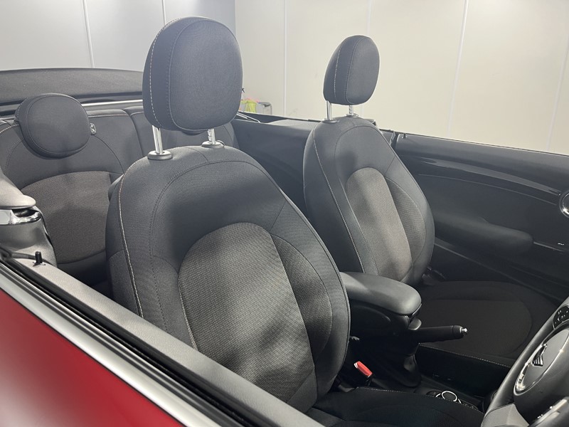 Used MINI Convertible 2023 for sale - 76981697: Photo 11