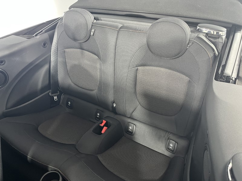 Used MINI Convertible 2023 for sale - 76981697: Photo 12