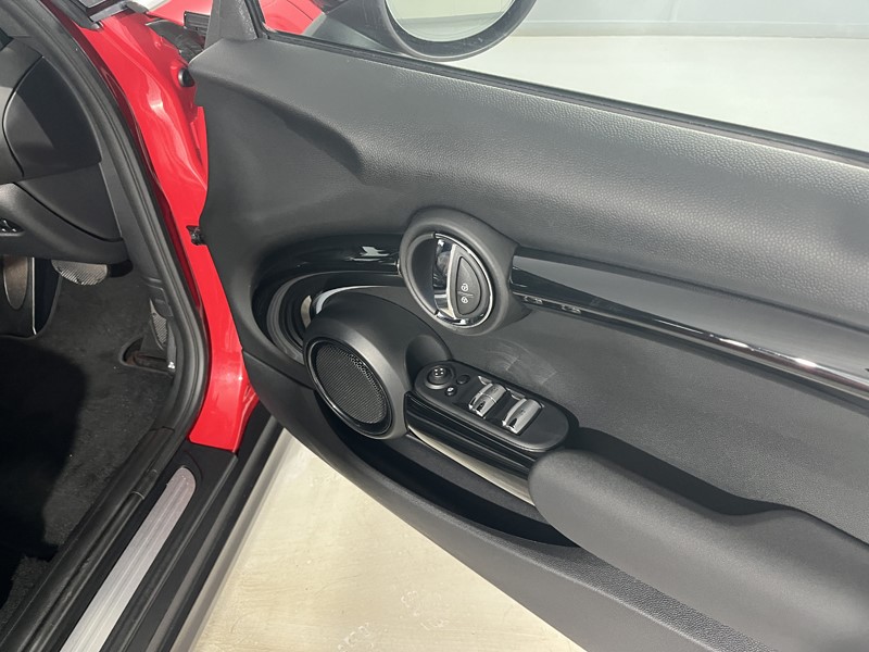 Used MINI Convertible 2023 for sale - 76981697: Photo 19