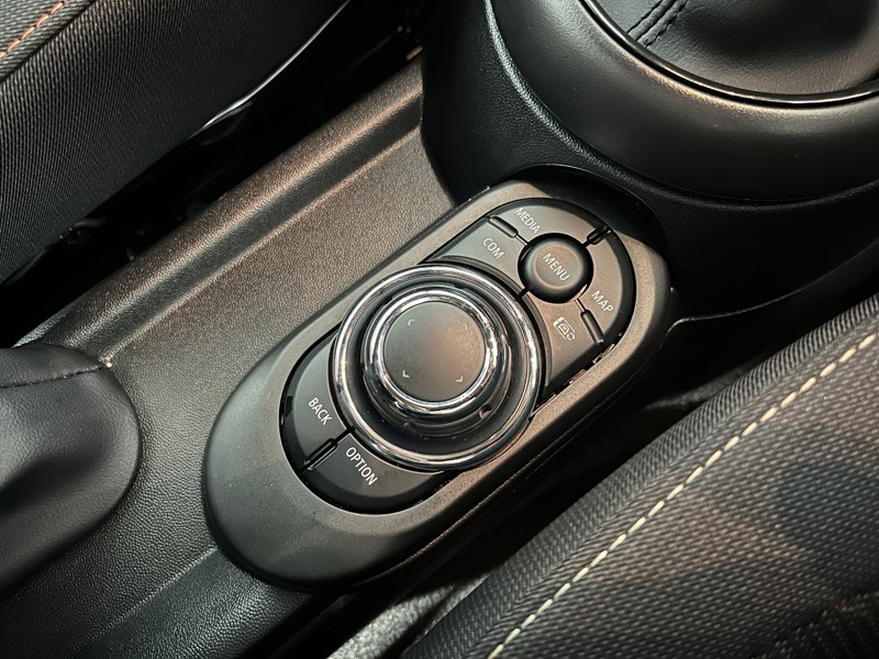 Used MINI Convertible 2023 for sale - 76981697: Photo 31