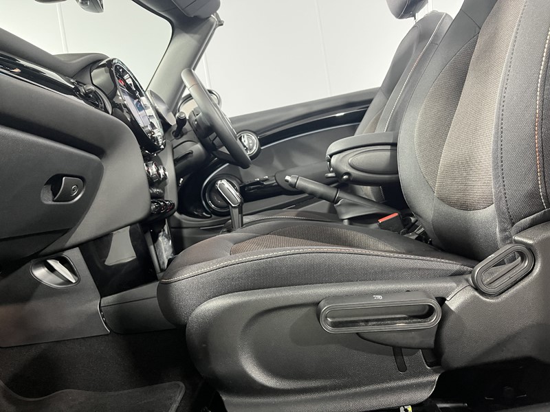 Used MINI Convertible 2023 for sale - 76981697: Photo 33