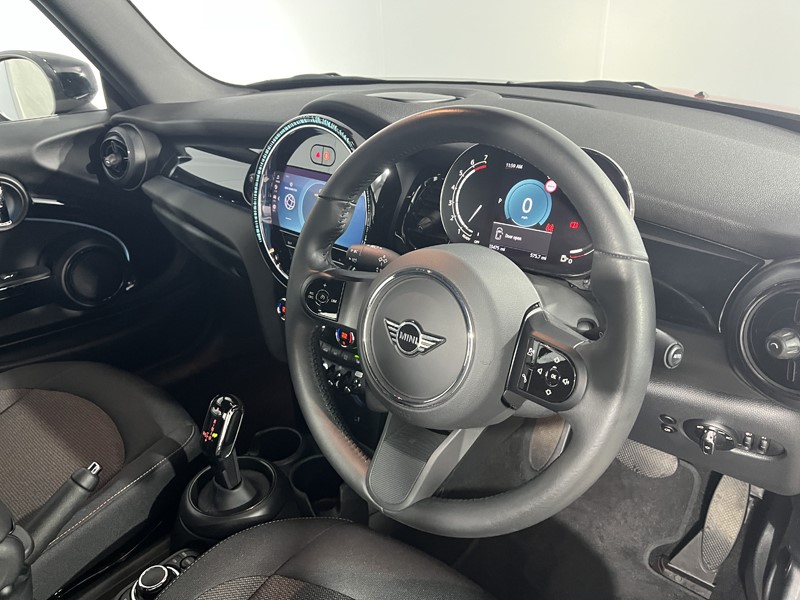 Used MINI Convertible 2023 for sale - 76981697: Photo 6