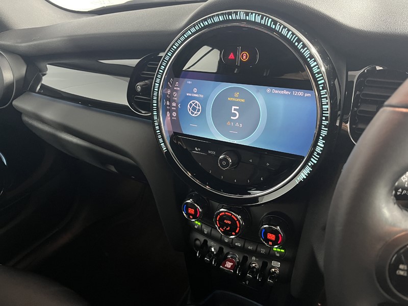 Used MINI Convertible 2023 for sale - 76981697: Photo 8