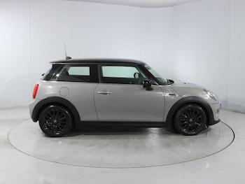 Used MINI Hatch 2019 for sale - 78411958: Photo