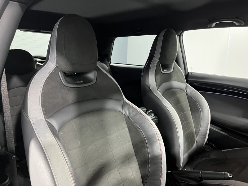 Used MINI Hatch 2022 for sale - 77903497: Photo 11