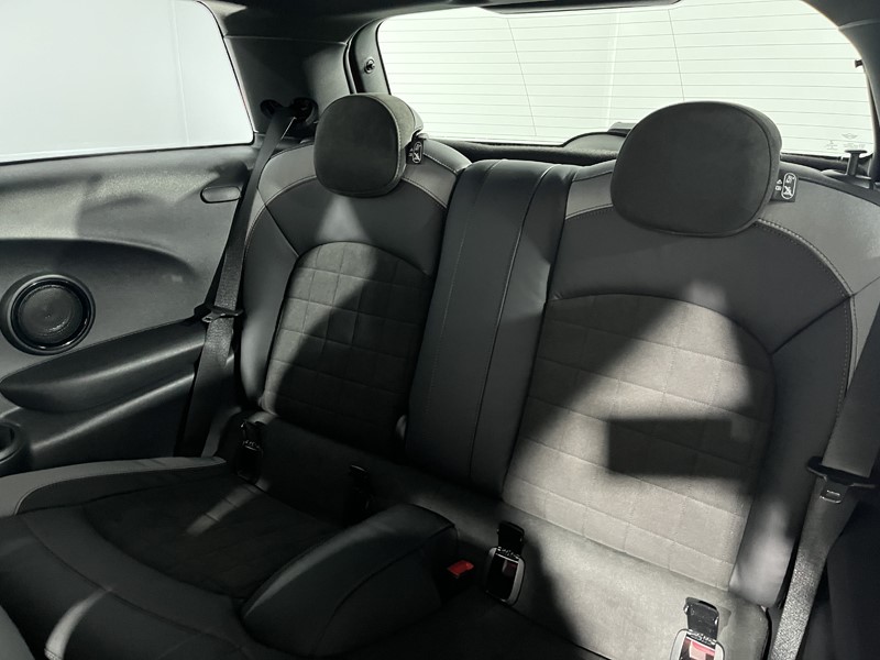 Used MINI Hatch 2022 for sale - 77903497: Photo 12