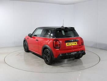 Used MINI Hatch 2022 for sale - 77903497: Photo