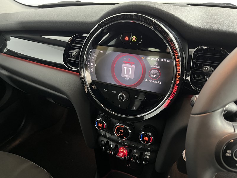 Used MINI Hatch 2022 for sale - 77903497: Photo 8