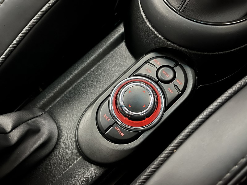 Used MINI Convertible 2022 for sale - 76981280: Photo 32