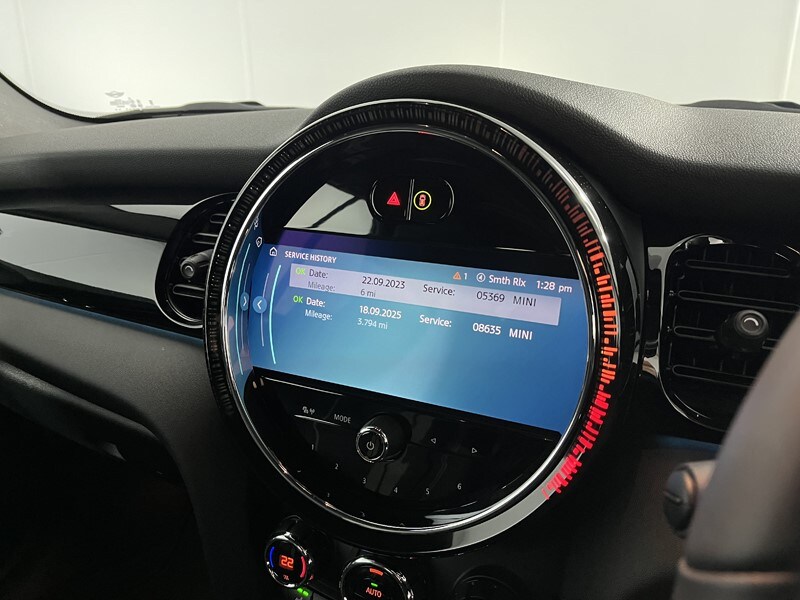 Used MINI Convertible 2023 for sale - 77567399: Photo 29