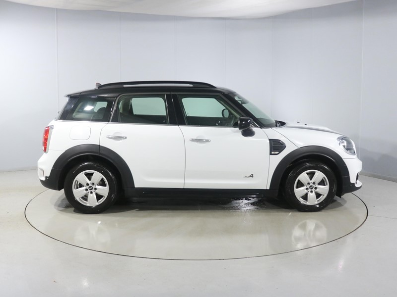 Used MINI Countryman 2019 for sale - 76982213: Photo 3