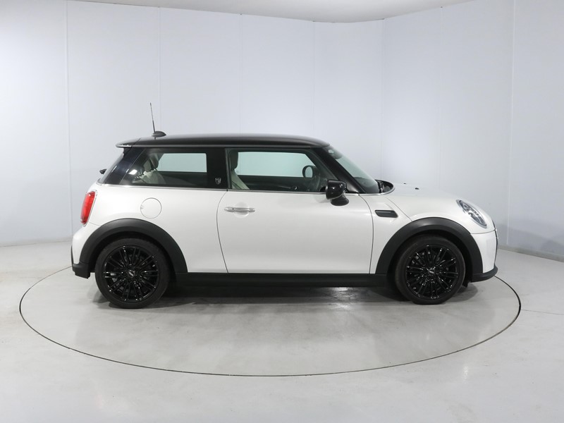 Used MINI Hatch 2022 for sale - 77844745: Photo 3