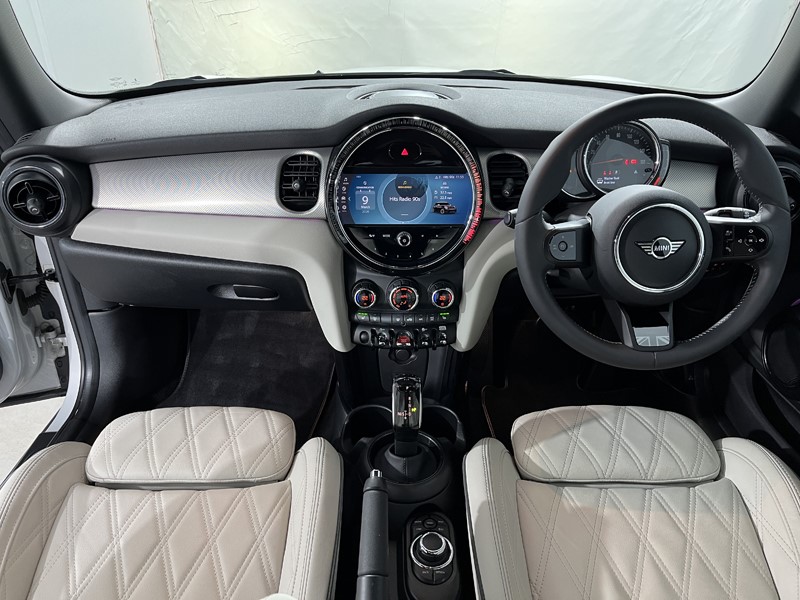 Used MINI Hatch 2022 for sale - 77844745: Photo 4