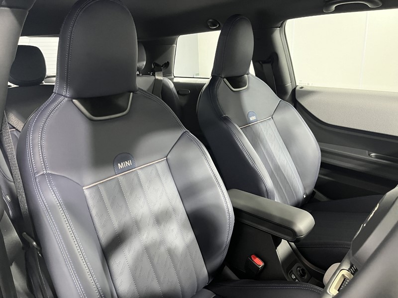 Used MINI Cooper 2025 for sale - 76981247: Photo 11