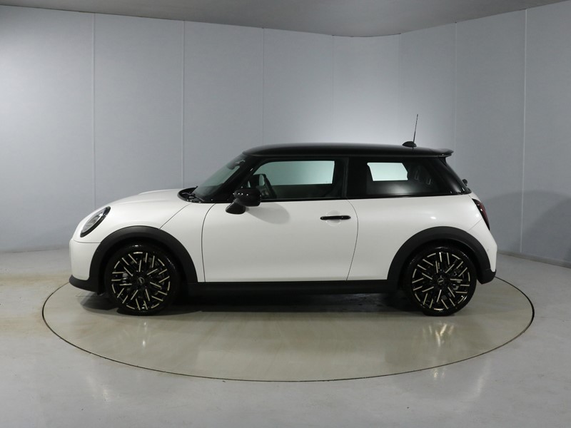 Used MINI Cooper 2025 for sale - 76981247: Photo 42