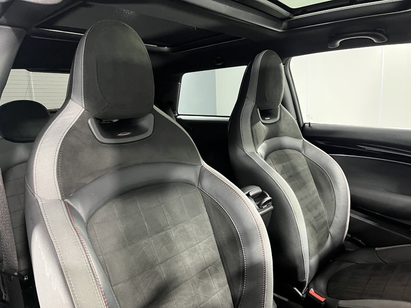 Used MINI Hatch 2023 for sale - 78038804: Photo 11