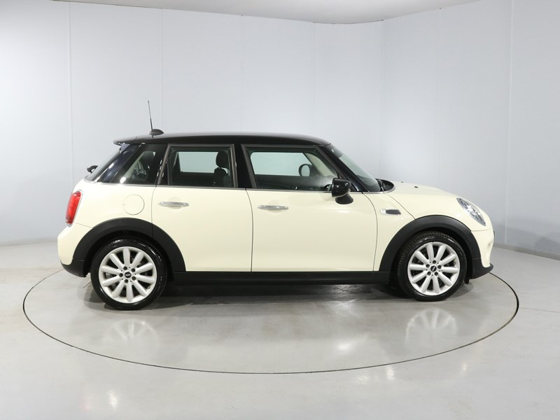 Used MINI Hatch 2020 for sale - 77848240: Photo 3