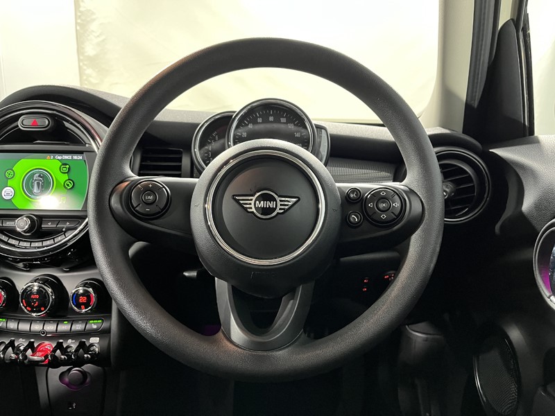 Used MINI Hatch 2020 for sale - 77848240: Photo 5